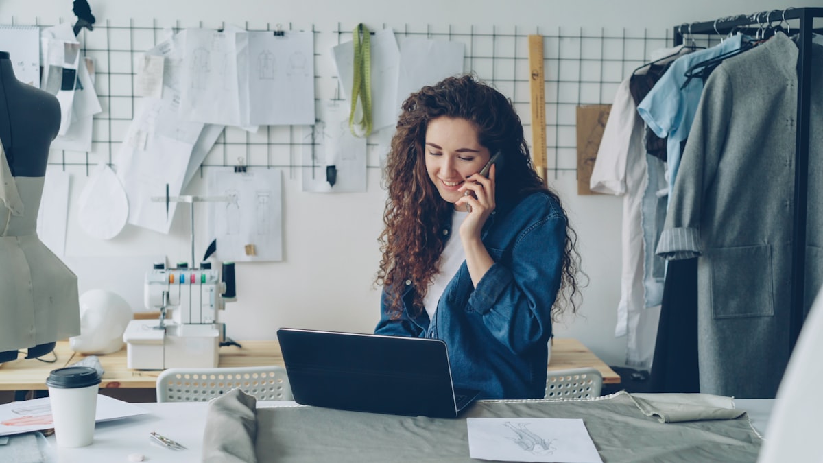 Écran d'ordinateur affichant une fiche Google Business Profile optimisée pour un commerce local